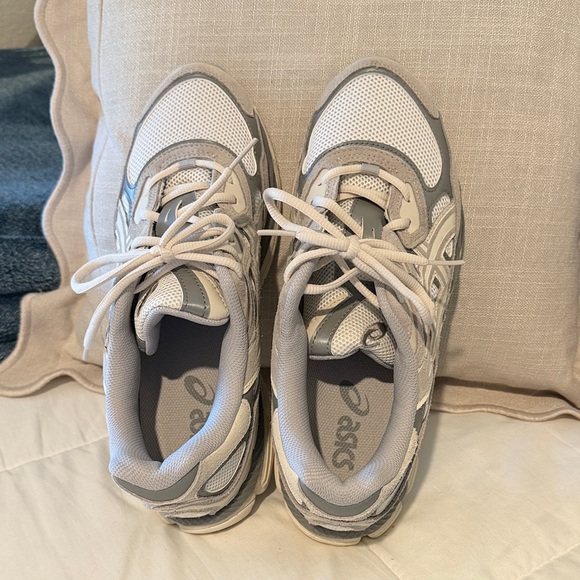 Asics Other - ASICS Gel NYC cream and oyster grey